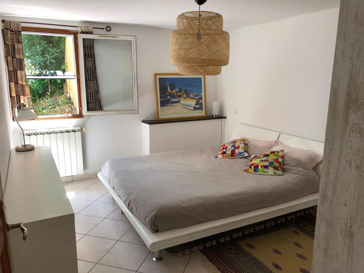 Joli Rez-De-Villa 80 M2 Proche Mer Carqueiranne Exteriér fotografie