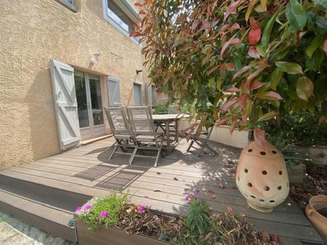 Joli Rez-De-Villa 80 M2 Proche Mer Carqueiranne Exteriér fotografie